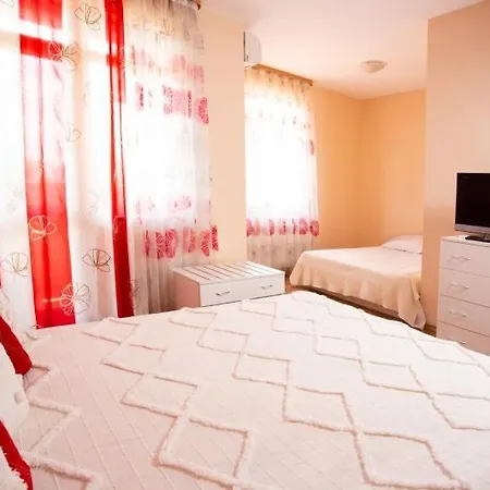 Arima Guest house Sushina