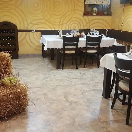 Arima Vendégház Szusina